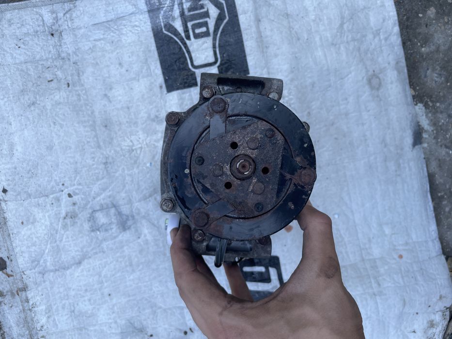 Компресор за Mitsubishi Outlander ll XL 2.4-Бензин