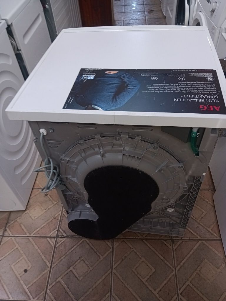 Сушилня с термопомпа Аег Aeg Series 8000 А+++ 8кг 2 години гаранция!