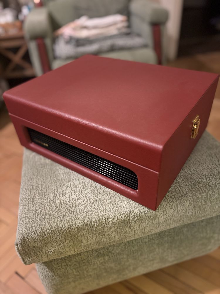 Грамофон Crosley - Voyager, полуавтоматичен, червен