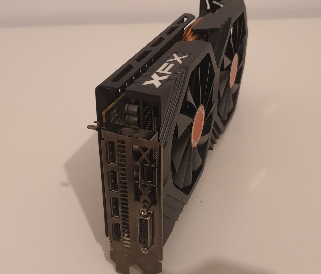 RX 580 xfx 8GB GTS