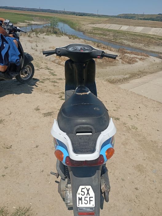Sau Facem Scimb Si Mi dau diferenta Vând Scuter Nu pornește Nu știu d