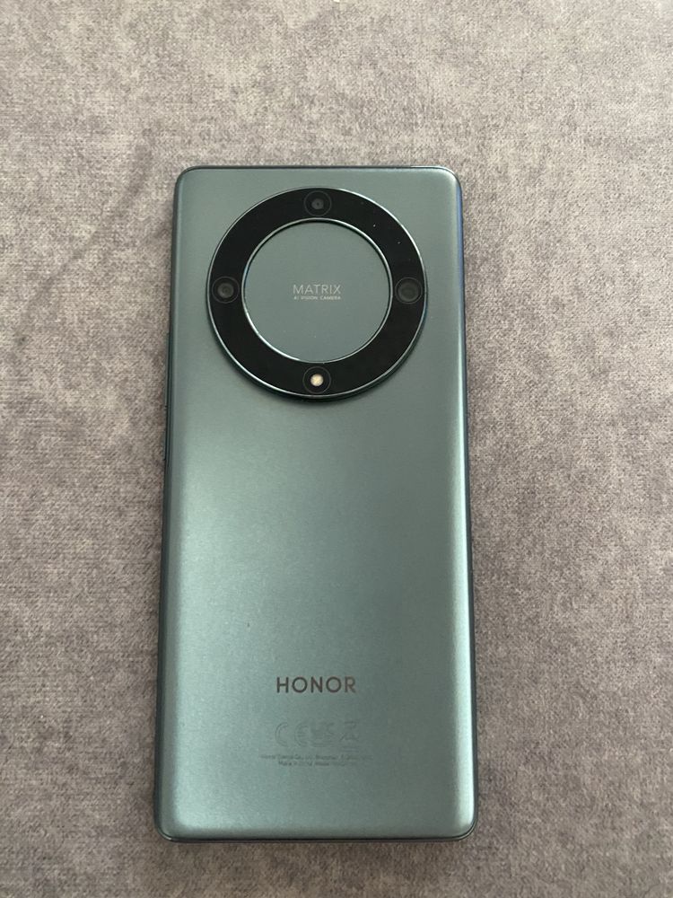 Honor Magic 5 lite