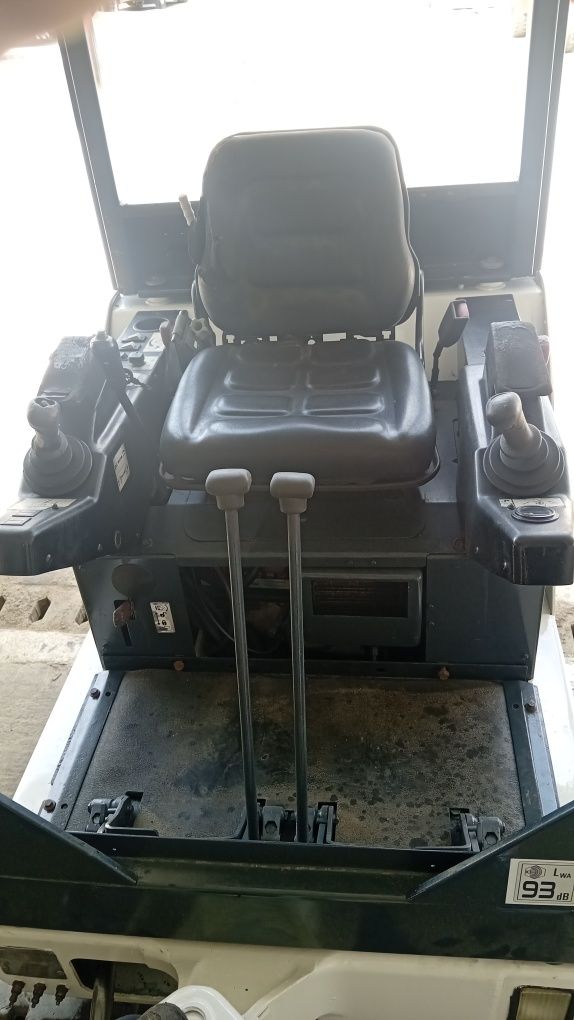 Miniexcavator Bobcat 322