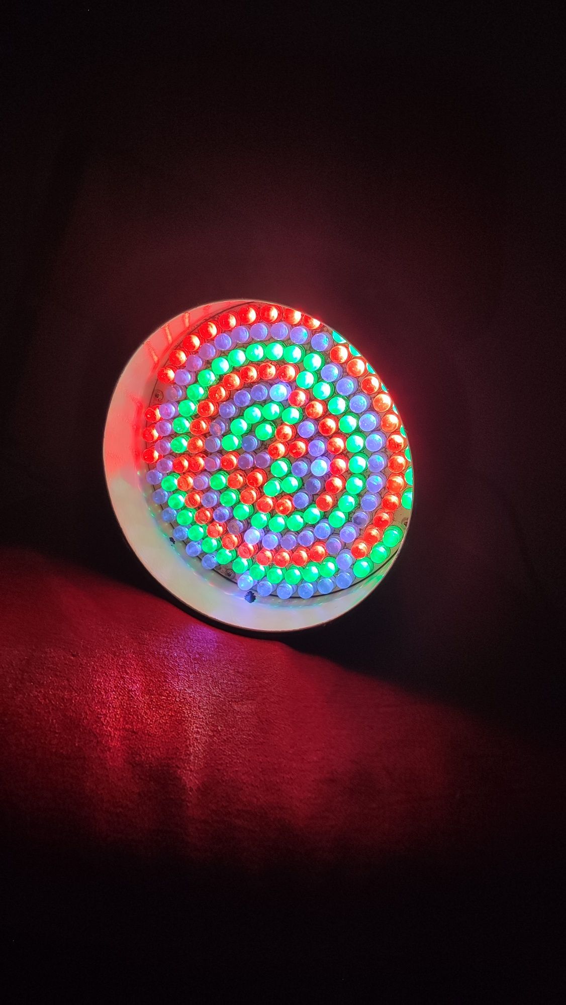 Vand eurolite led par 64 rgb spot 32w