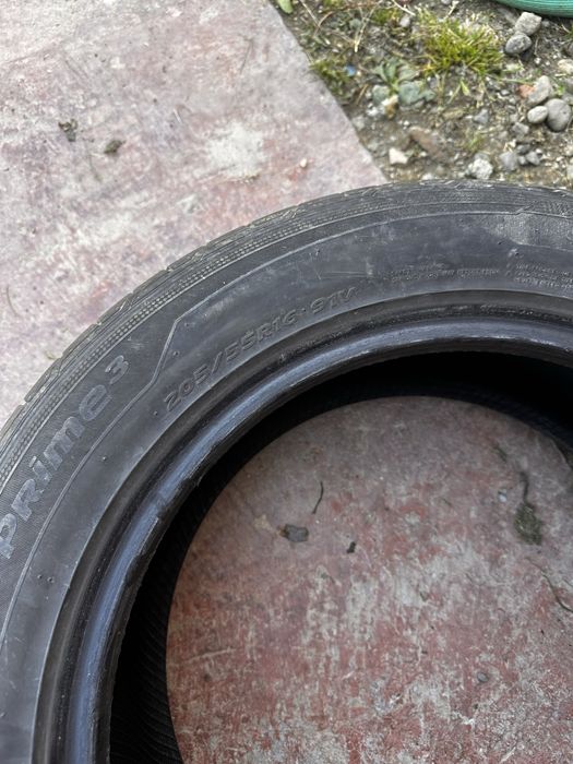 Vand 2 gume  hankook in stare foarte buna  205 55 R 16