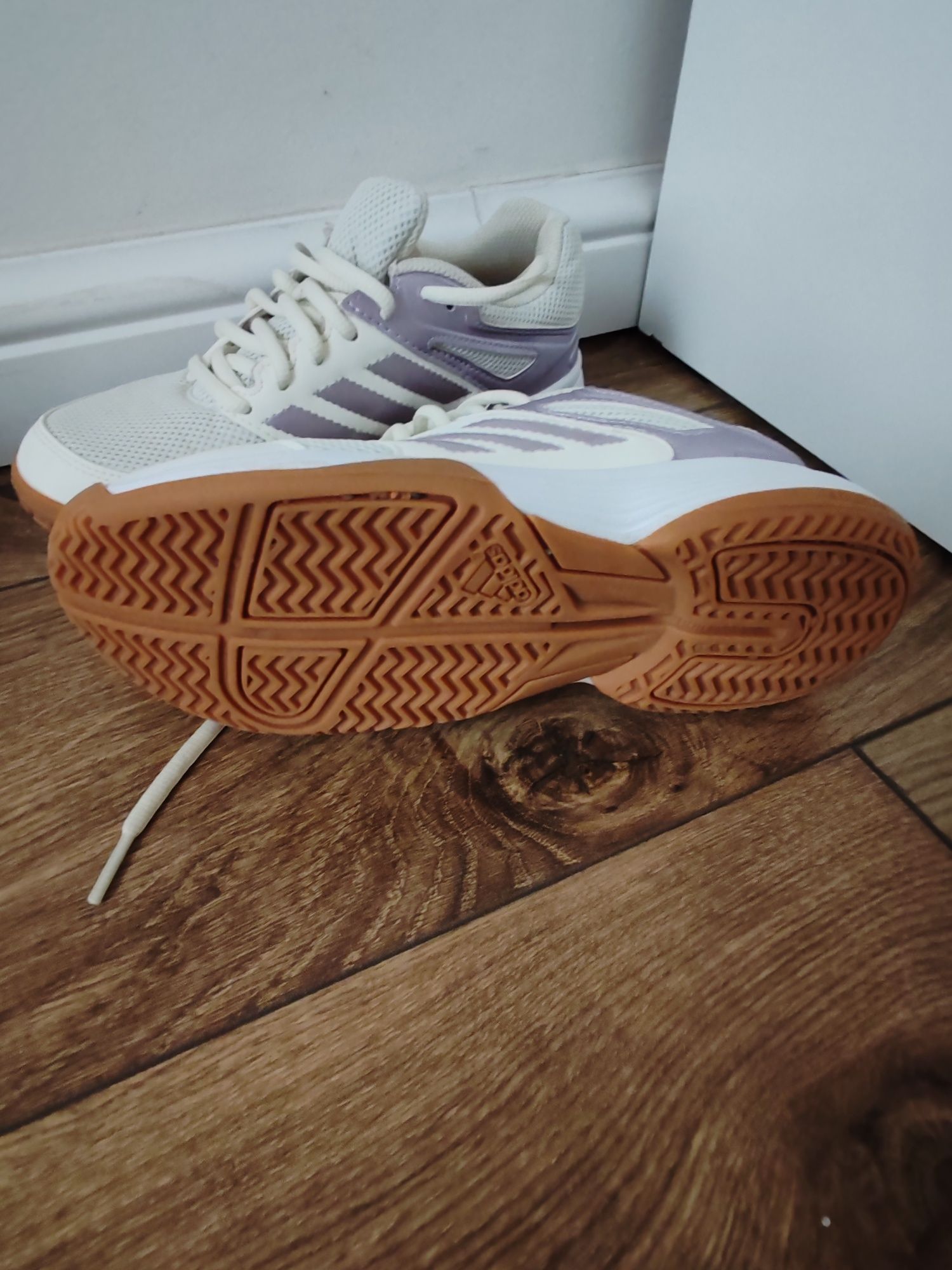Маратонки Adidas