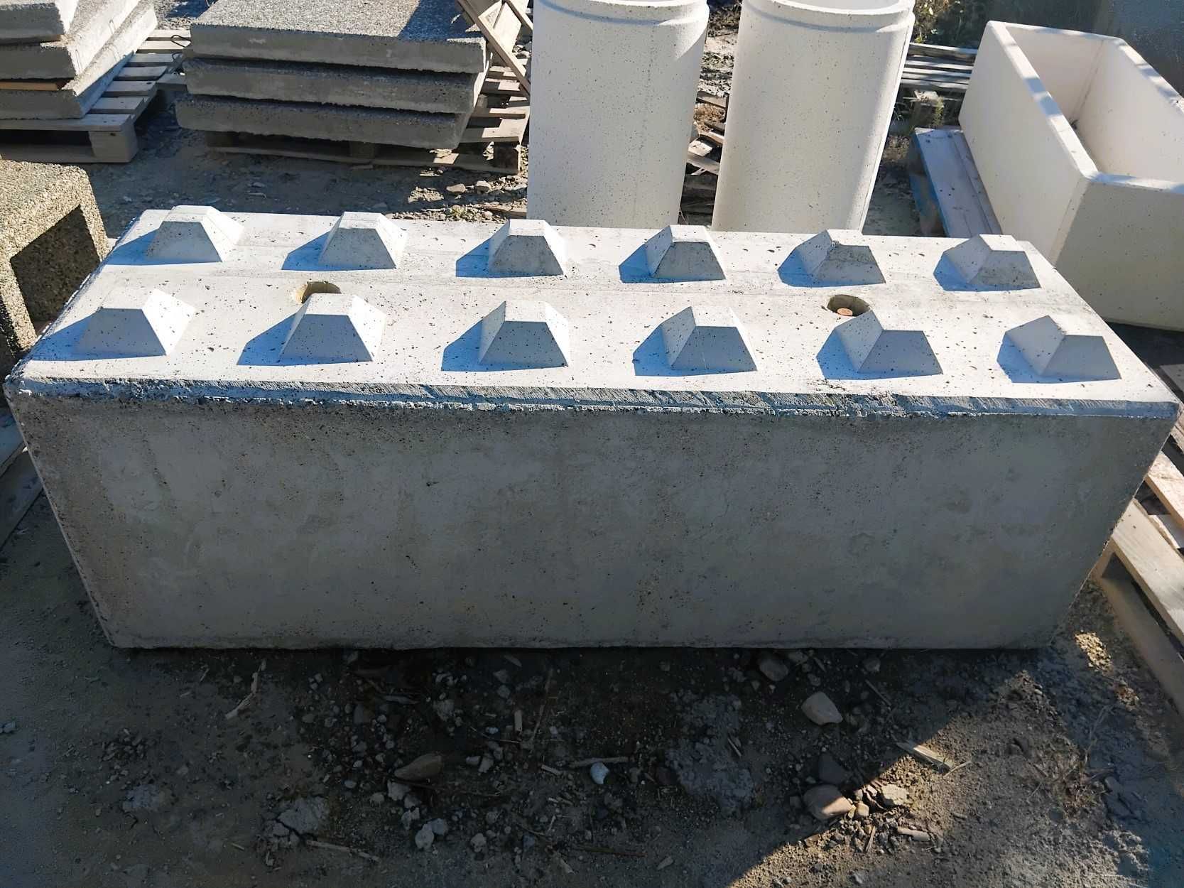 Bloc din beton tip lego 180x60x60 cm