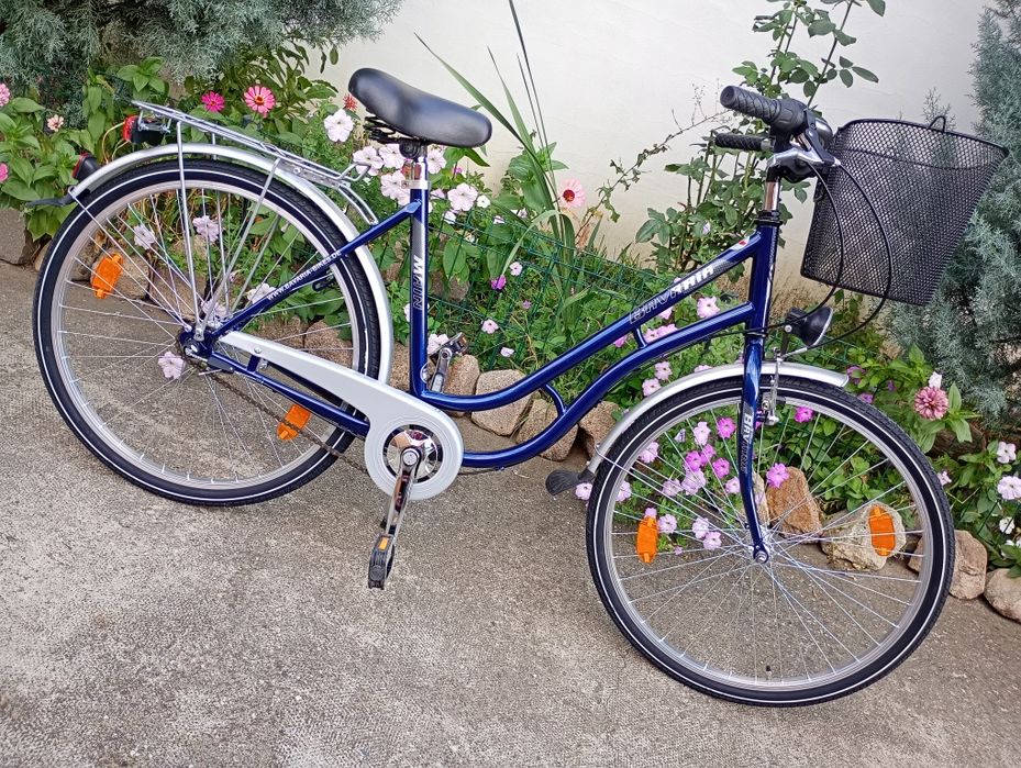 Bicicletă damă,roti 26,cu 3 vit,frână picior,ca Nouă !