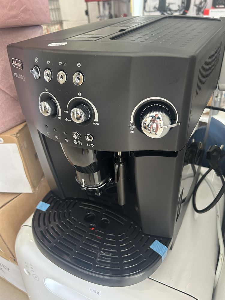 Espressor automat De'Longhi Caffe Magnifica ESAM4000-B, 1450W