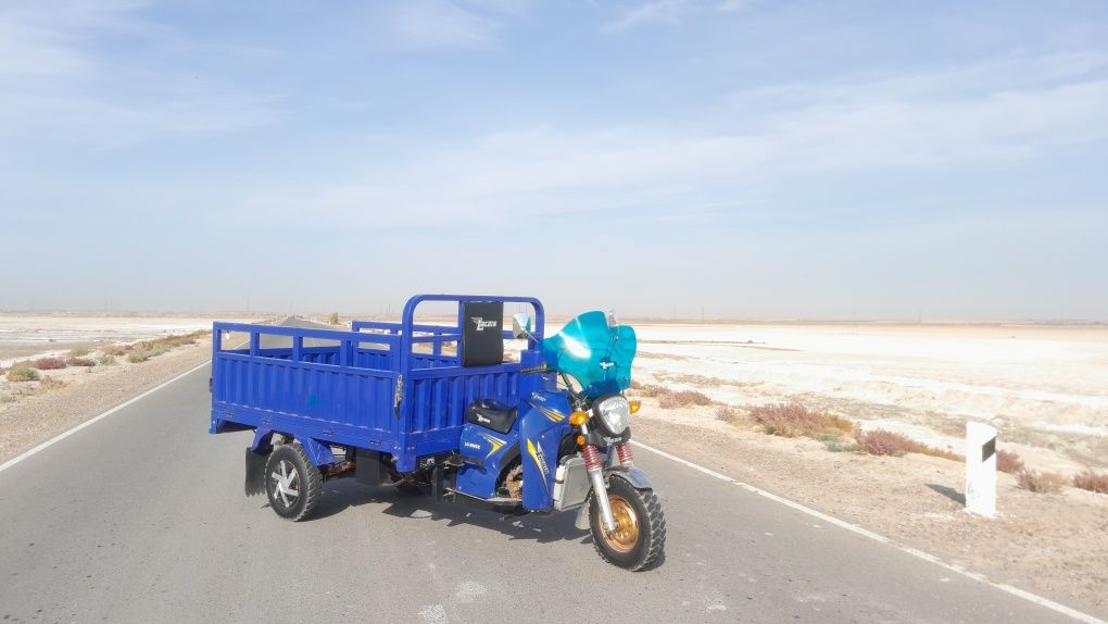 Lochin mototsikl ideal .2023  .prabek 9700 qolgani telda gaplashamz