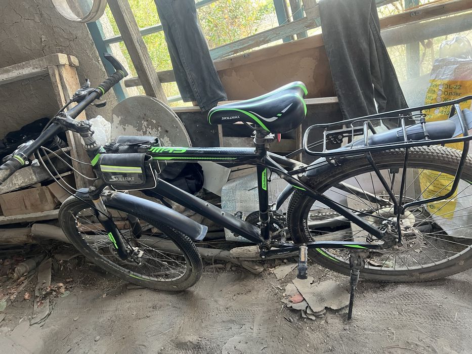 Velosoped spartivniy