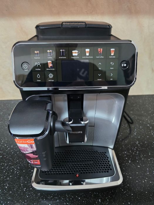 expresor aparat cafea philips 5500 garantie