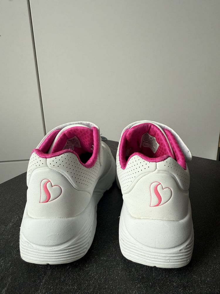 Skechers маратонки