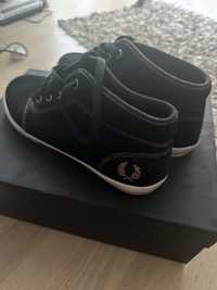 Fred perry incaltaminte