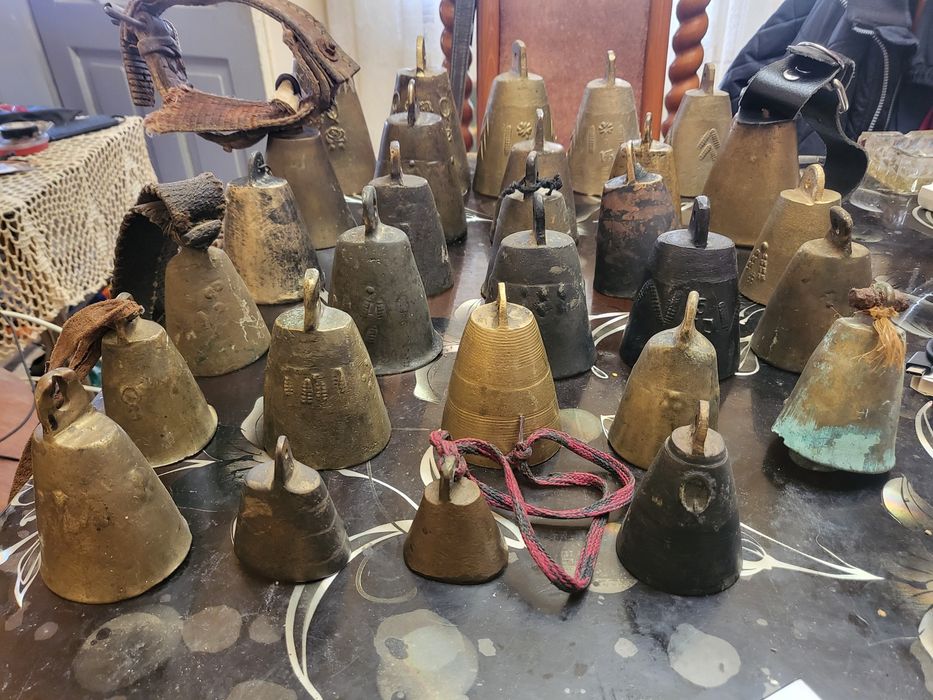 Продават се 29бр чанове