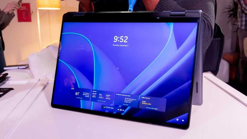 Laptop 2in1 Dell Inspiron 16 Plus 2.5K Mini-Led Ultra 9 288V 32GB 1TB