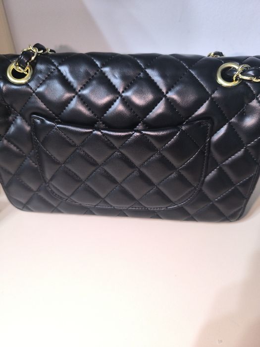 Geanta Chanel black