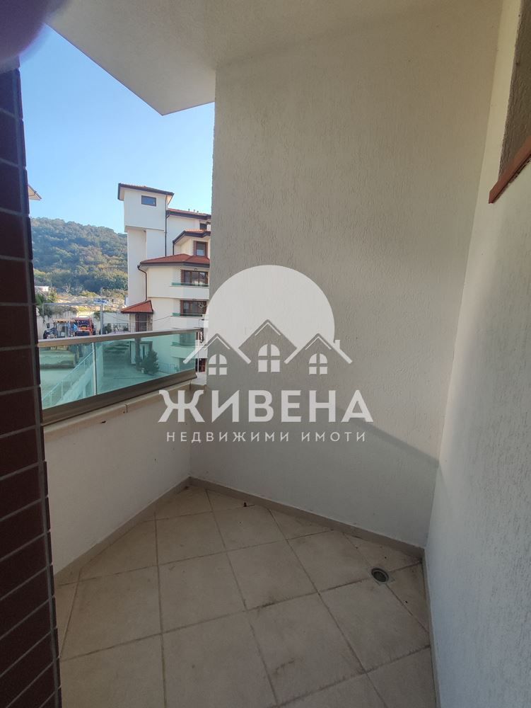 Продавам 2-стаен апартамент, с просторна морска панорама, Виница