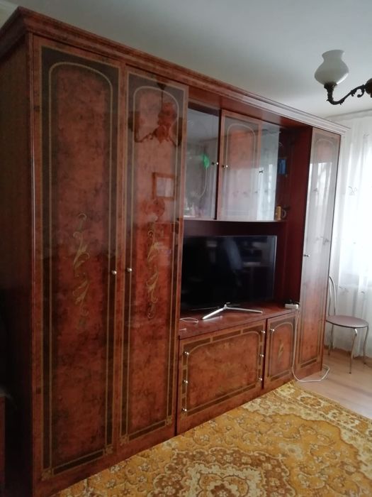 Продам стенку Шатура