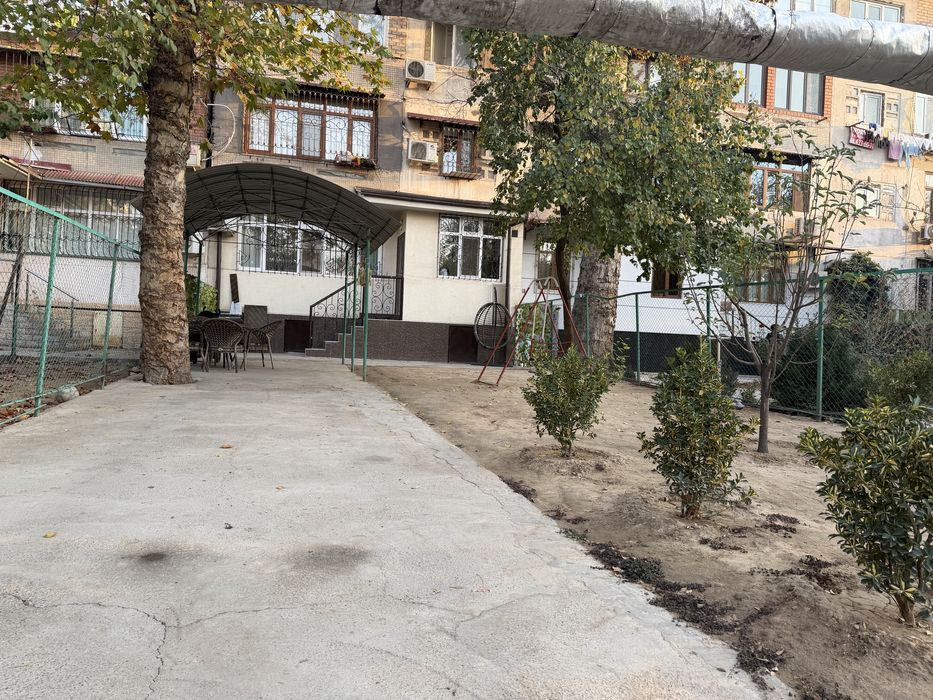 Срочно своя Юнусабад-6 4/1/4 (2 огород)