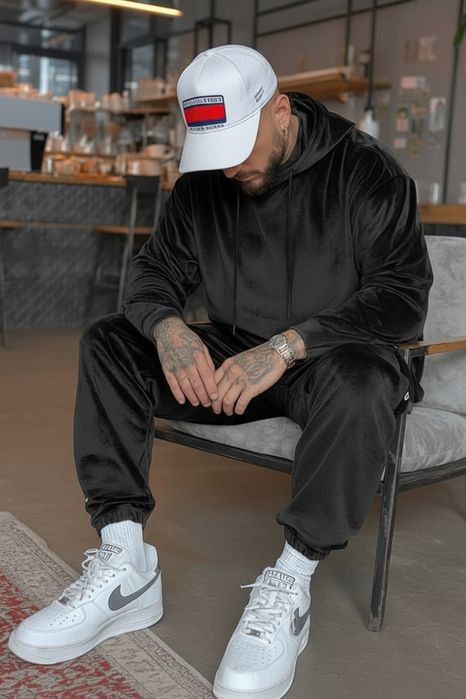 Trening Catifea Essential Negru