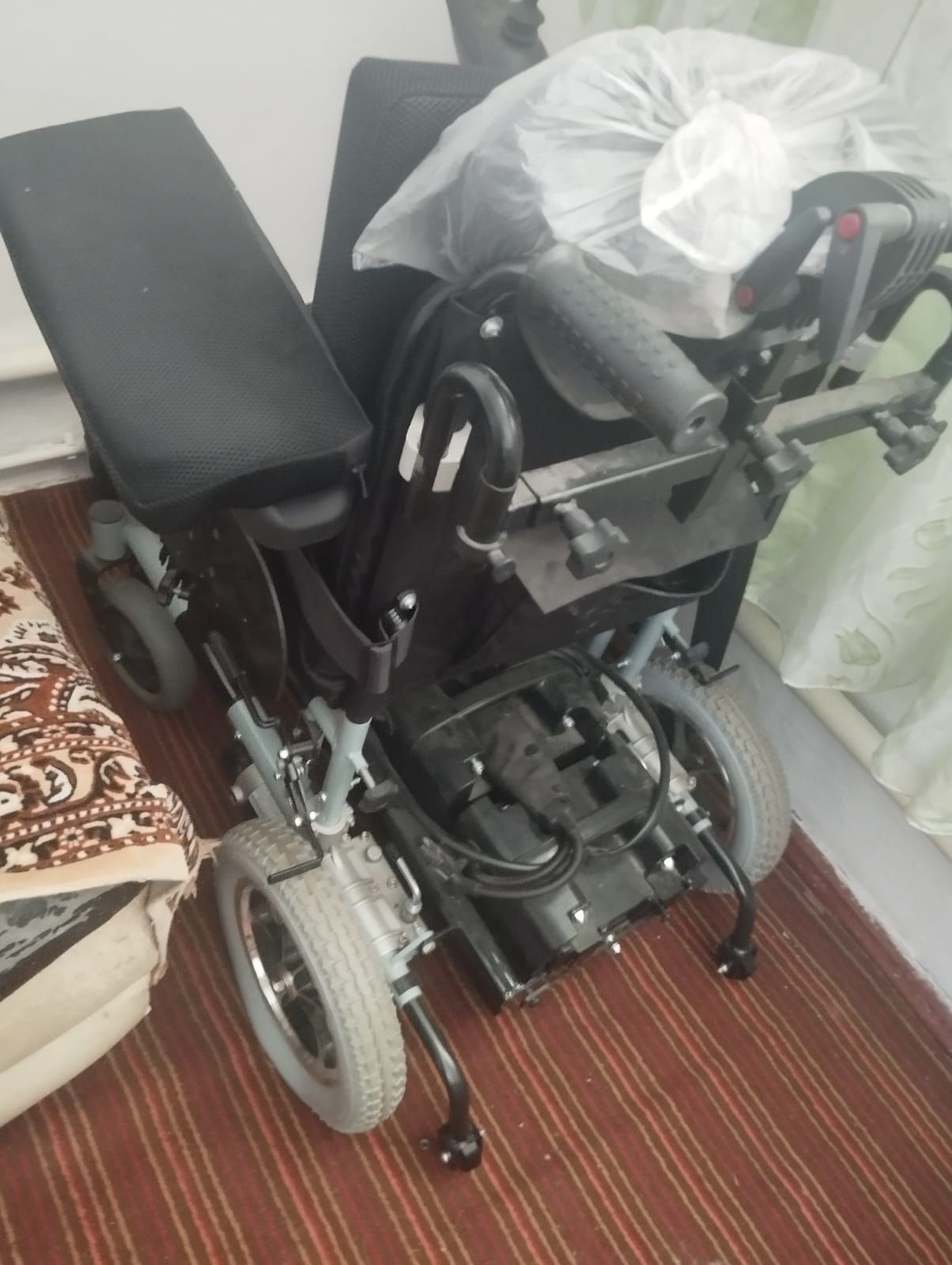 Инвалидной коляска аккумулятором