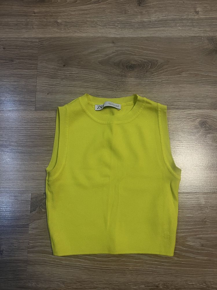 Жълт потник от Zara
