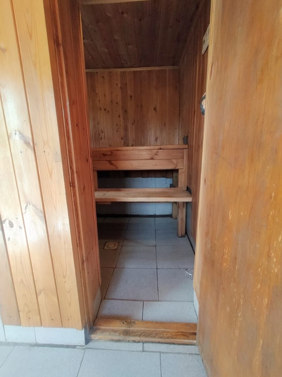 Дом,  посёлок  Актас