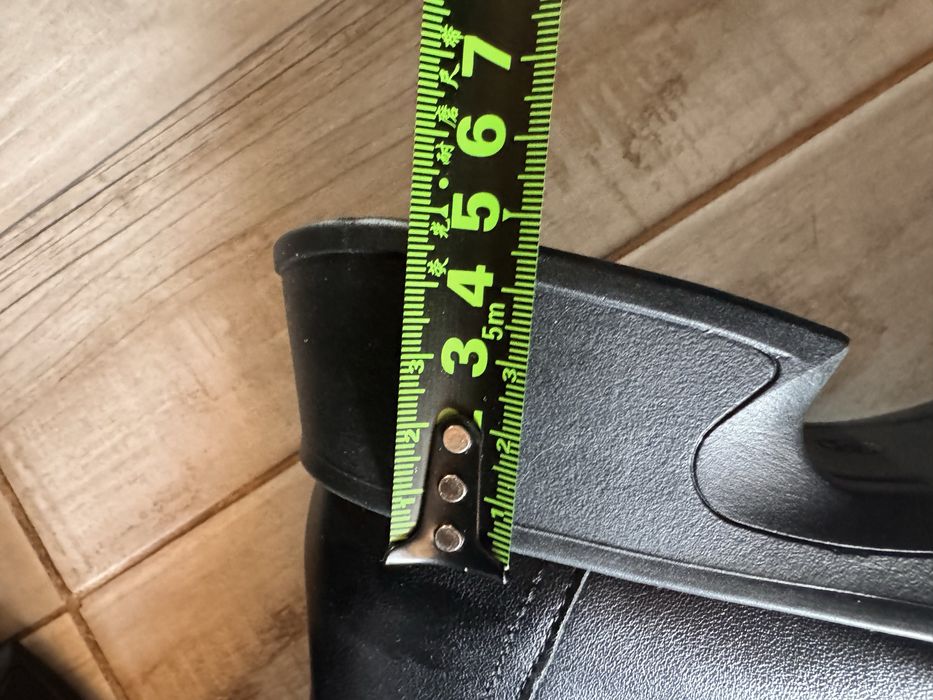 Зимни черни боти