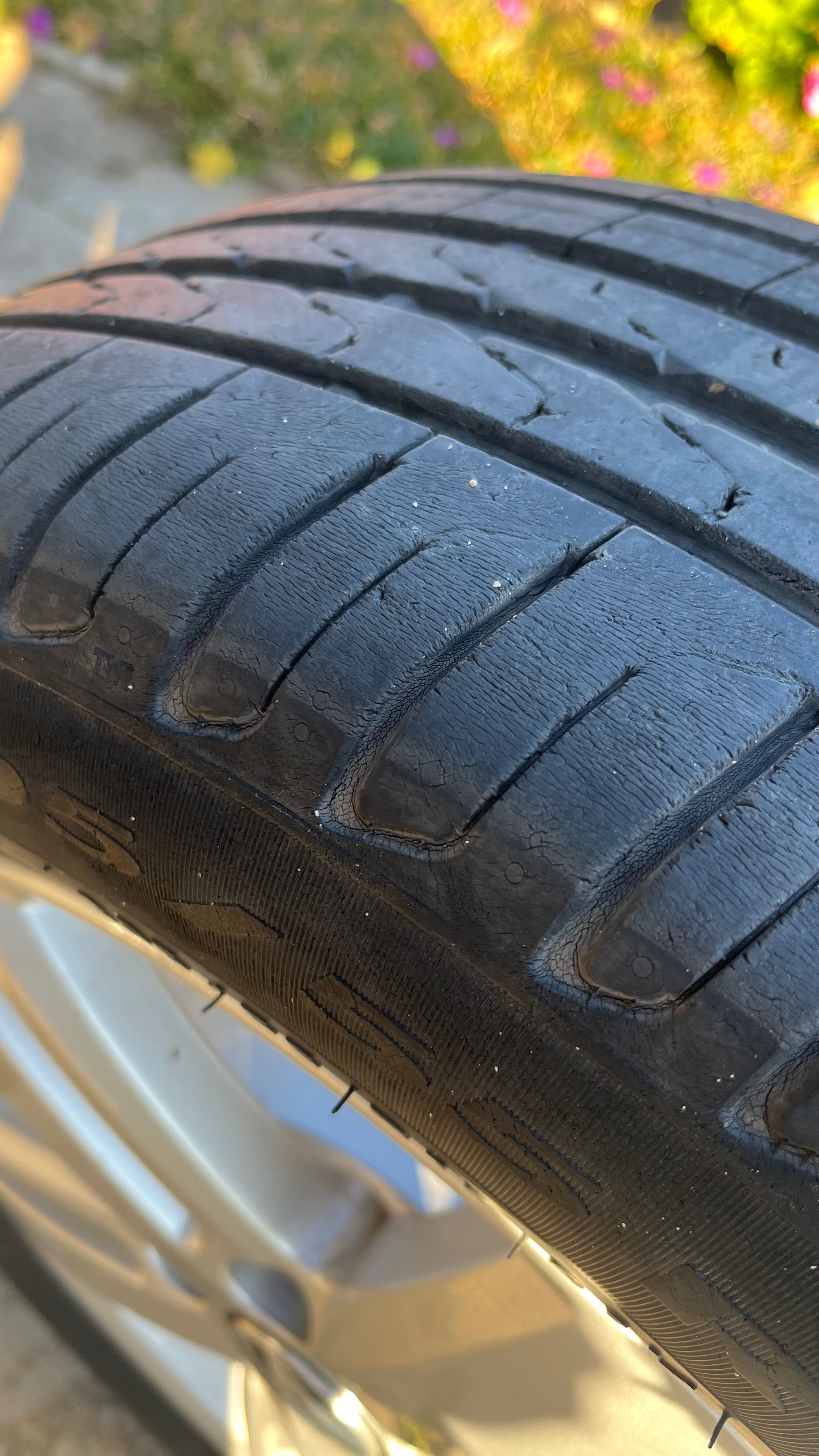 Гуми 205/55/16 Pirelli 35лв