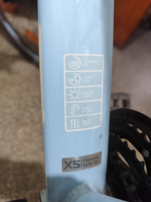 Vând bicicleta damă