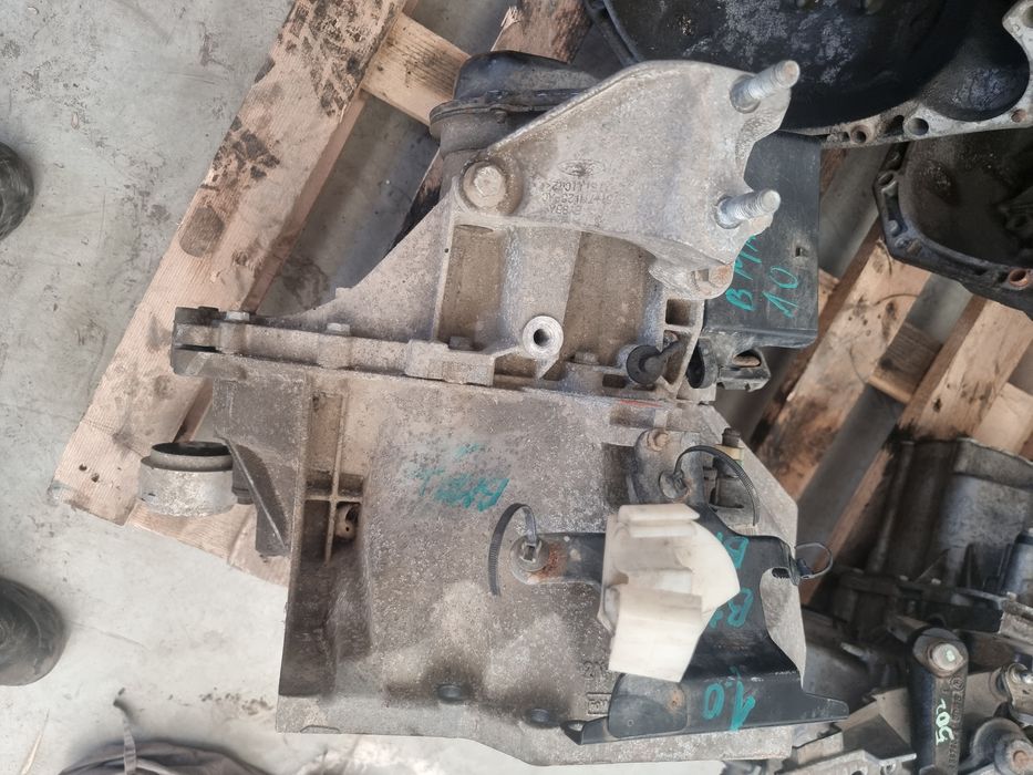 cutie de  viteze in 5 trepte ford b-max  1.0 benzina 2015