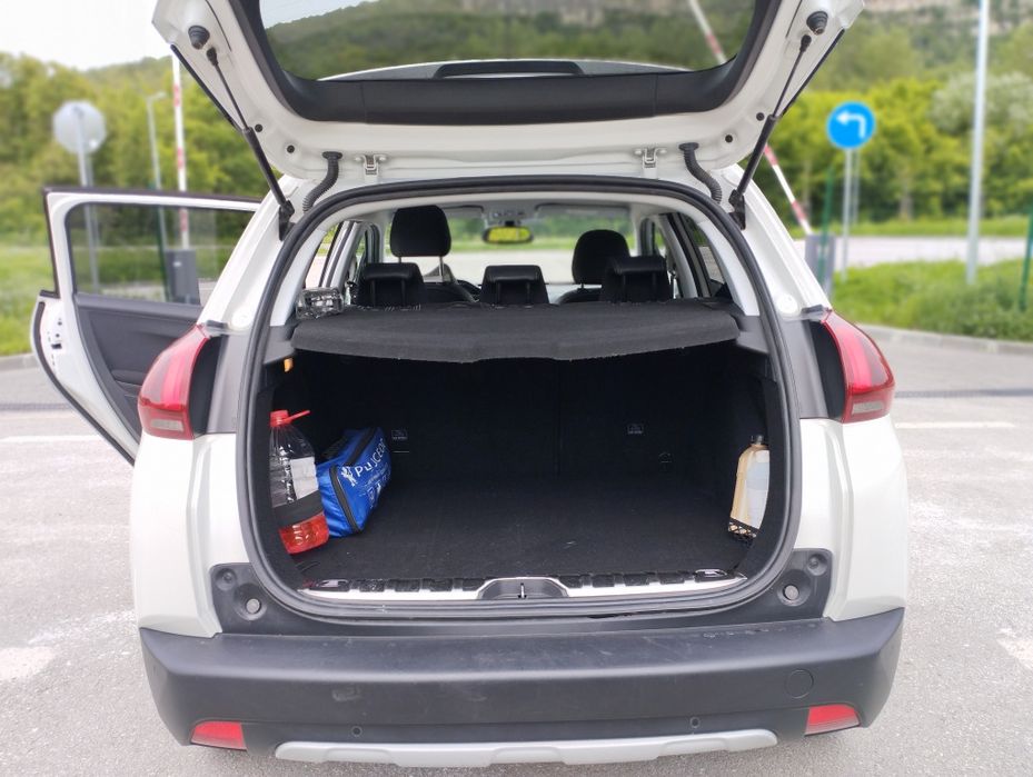 Peugeot 2008 ALLURE 1,2 бензин, PureTech