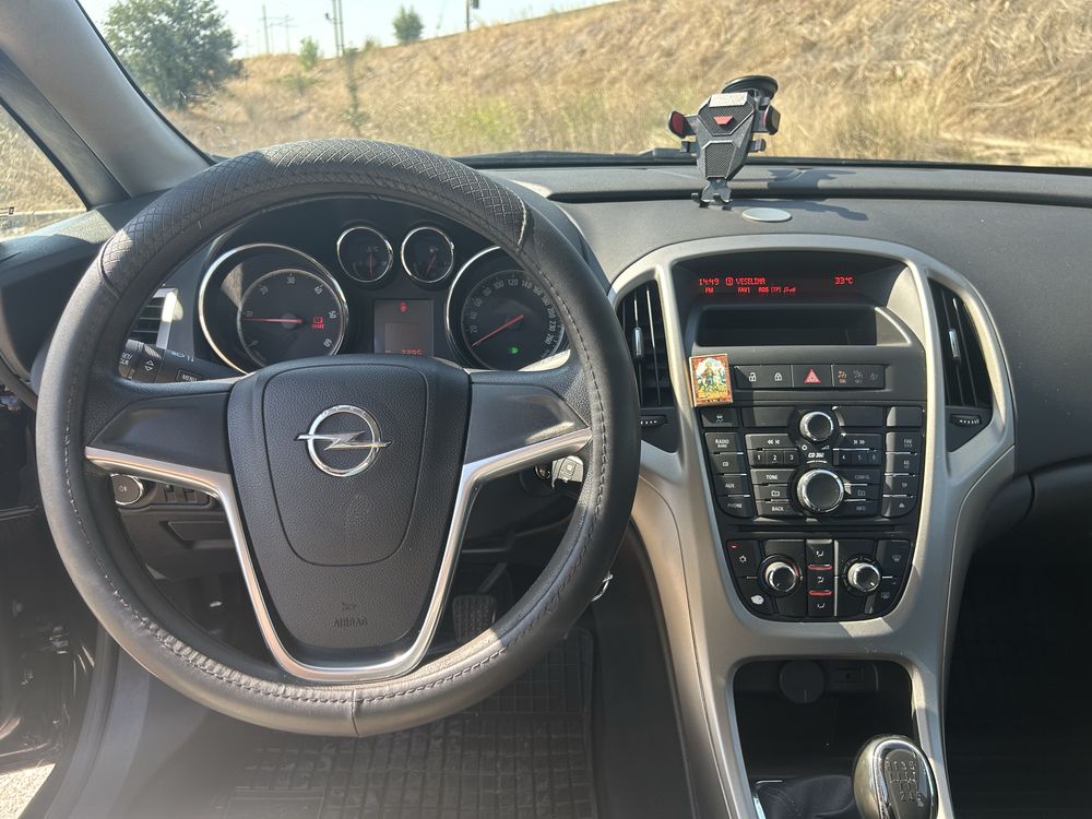 Opel astra J 2010 1.7CDTI