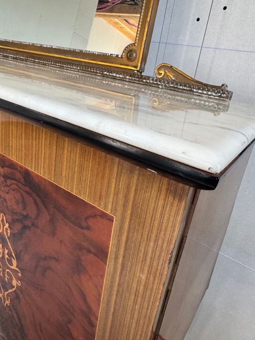 Mobila Vintage cu oglinda și blat de Marmură