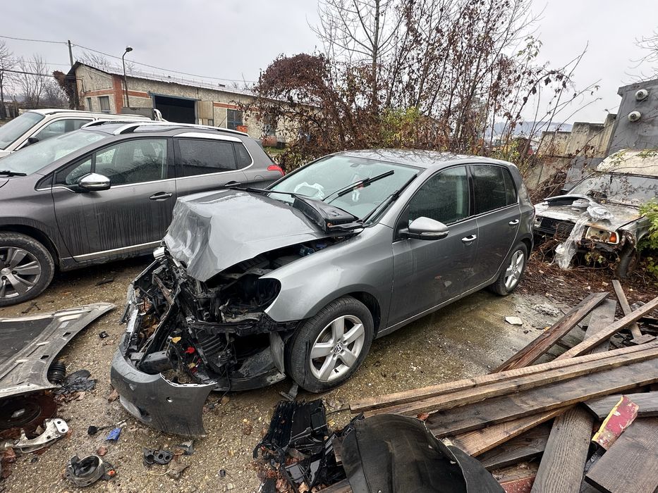 Vand Volkswagen Golf 6 1.2 TSI 2010 avariat defect