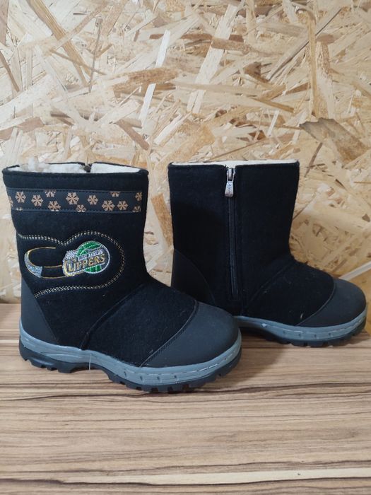 Детские новые сапоги