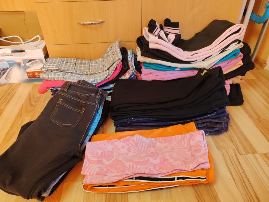 Pantaloni eleganți, trening,/sport, de casa... Mărimi 140-150 pt fete