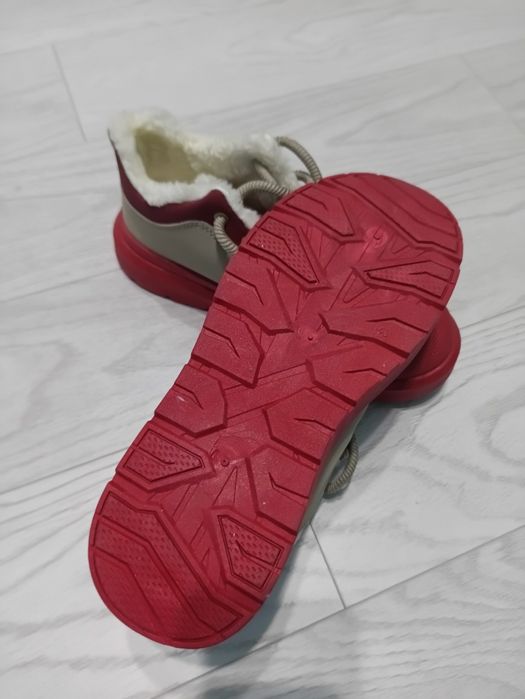 Ghete de iarna cu talpa cauciuc