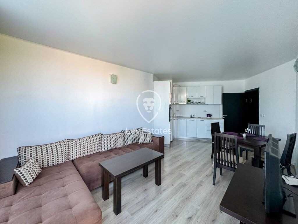 Продава се Двустаен апартамент в Бургас, Сарафово - 63 кв.м за 1302 €/кв.м - Снимка #1