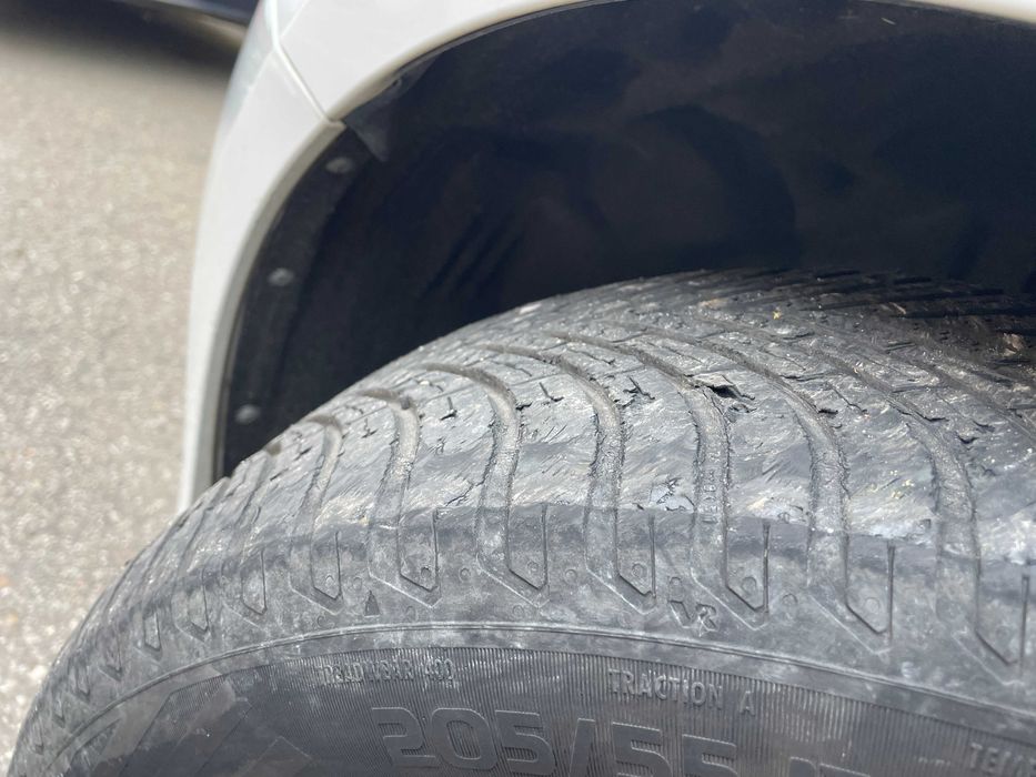 150 lei perechea - Anvelope 205/55 R16 - M+S - All Season - Vredestein