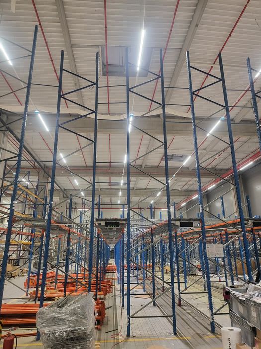 rafturi metalice l prețuri avantajoase tranversa 70 lei picior 60 lei