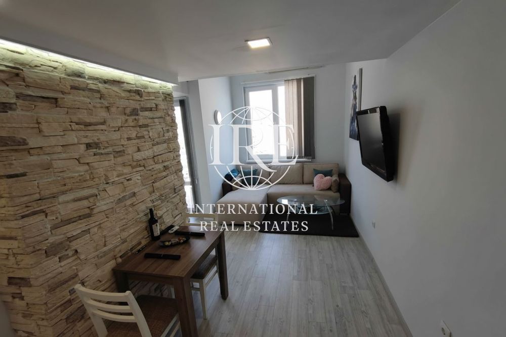 3-стаен в Варна-Бизнес хотел площ 87 цена 160000