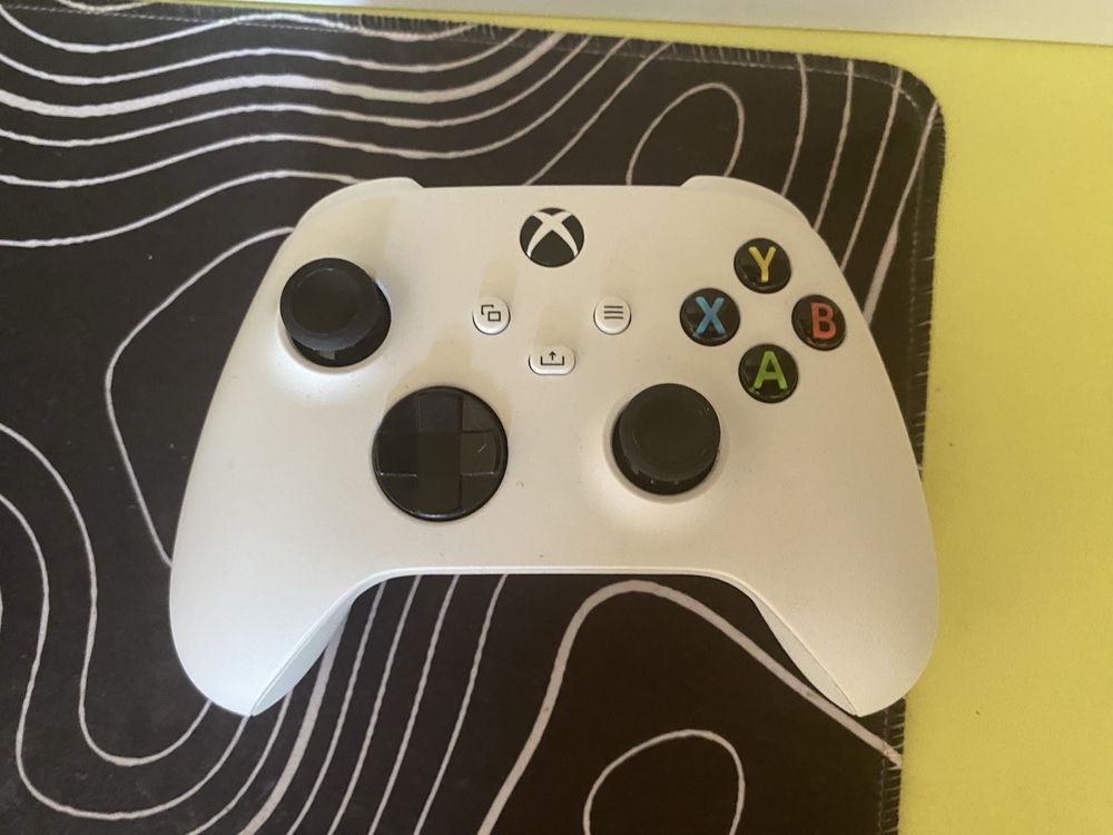 Xbox Series S | Отлично състояние | Гаранция | Готов за игра!