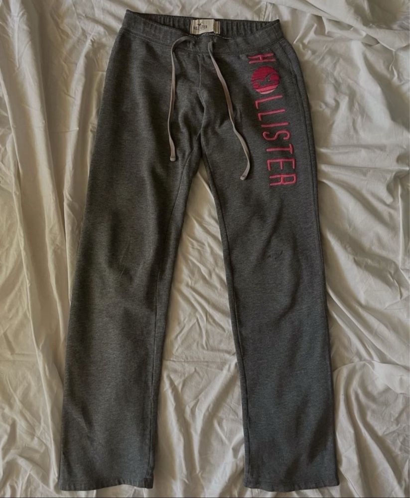 Pantaloni de trening joggeri Hollister Femei