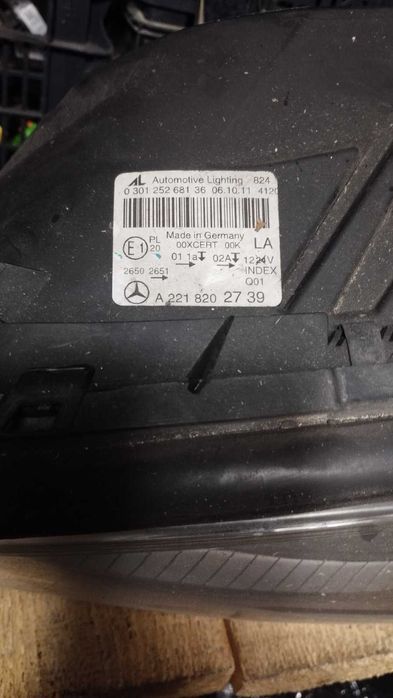 Фар фейсов ляв за Mercedes - Benz S-class W221 и запалки за фар