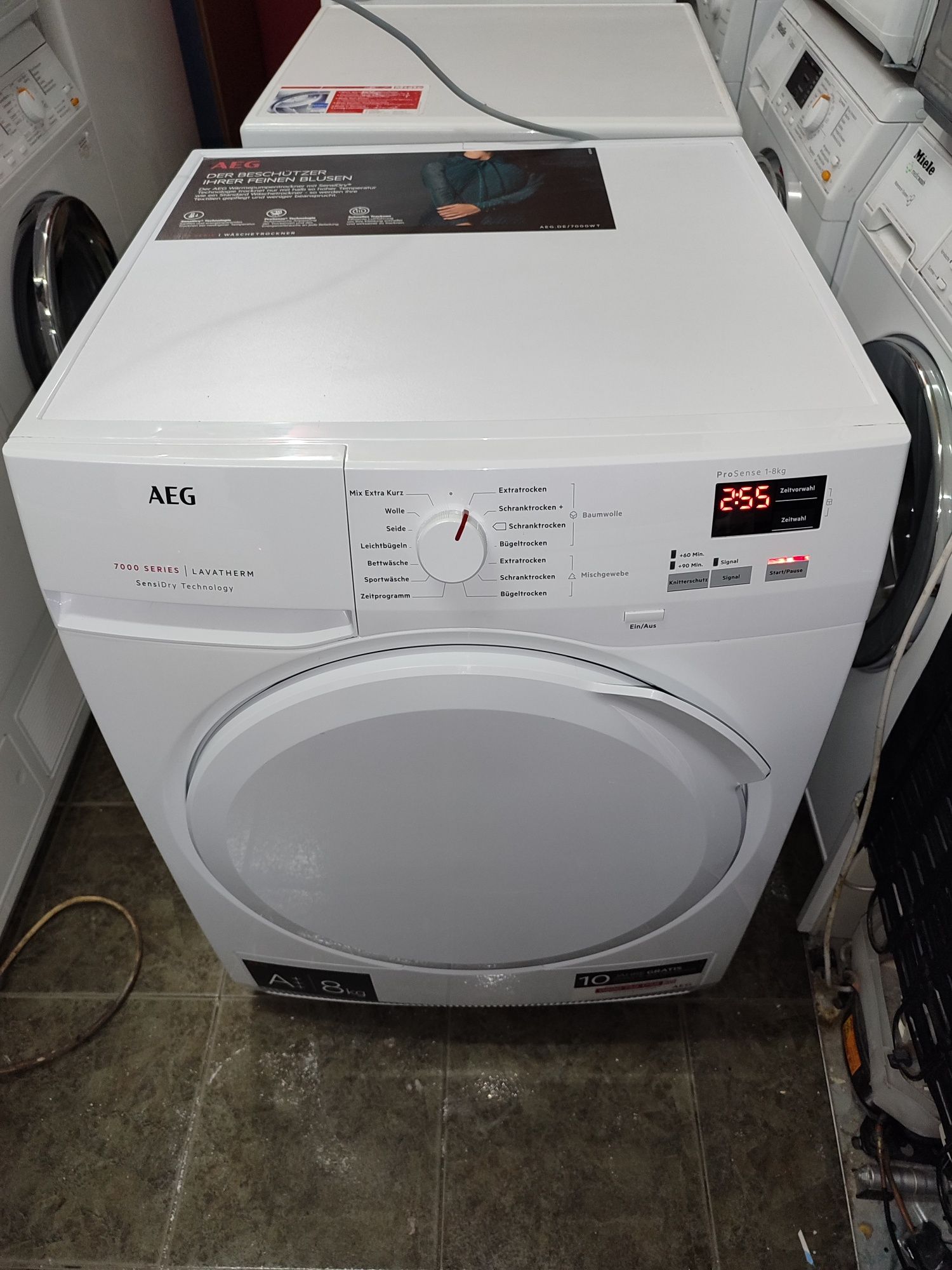 Термопомпена сушилня AEG Lavatherm T7DB40688 - 8кг.енергиен клас  A+++