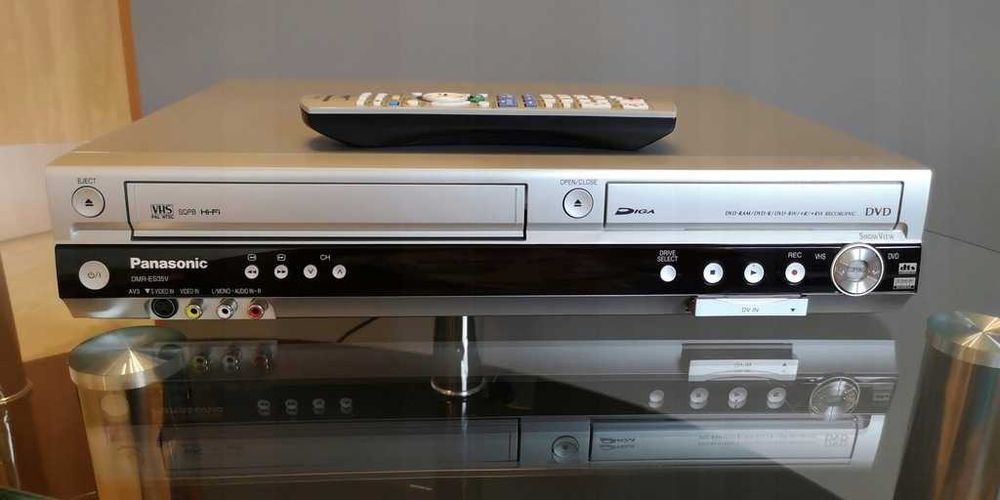 Video VHS recorder  DVD recorder Panasonic nou