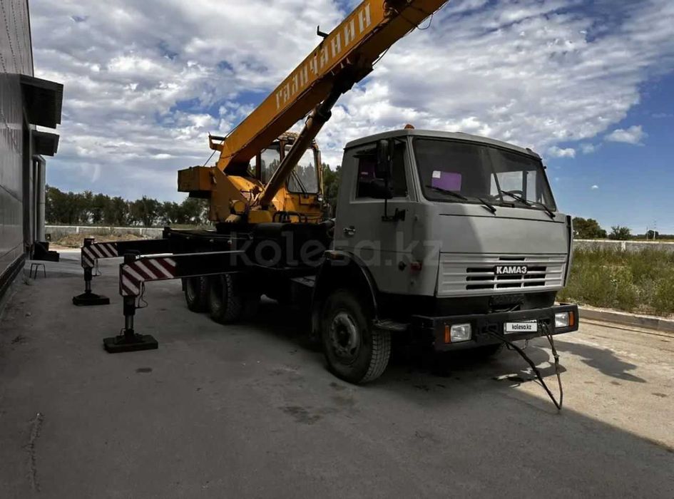 Автокран Галичанин 25тонн