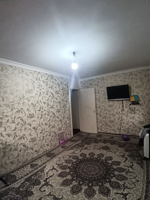 Chilonzor 23 kvartalda joylashgan 2 xonali kvga 4 ta qiz olinadi